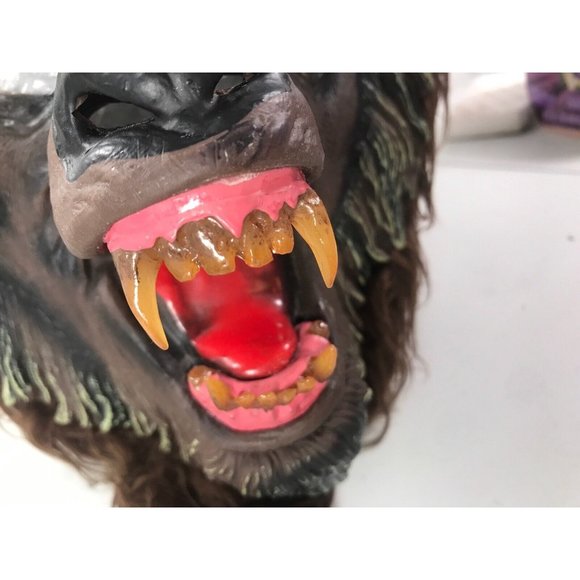 Scary Werewolf Mask Full Head Mask Adult Size Latex Face With Brown Fur Fangs - Picture 12 of 12